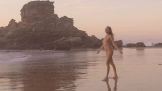 Katya Clover: Clover outstanding naked in the beach public 4