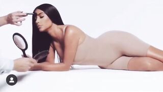 Kim Kardashian: Snack