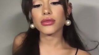 Those lips suctioned around your cock - Ariana Grande