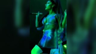 Underrated Tits - Ariana Grande