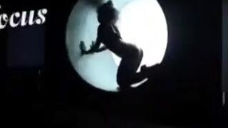 Ariana shaking that ass! - Ariana Grande