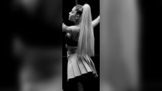 Nice view - Ariana Grande Tits