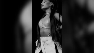 Look at those tits bounce ♥️ - Ariana Grande Tits