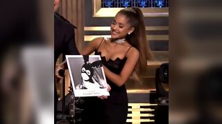 Happy Bouncing - Ariana Grande Tits
