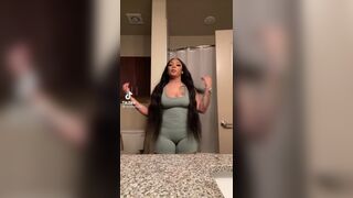ari cousin - Ari Fletcher