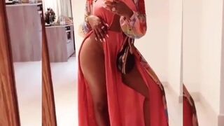 Give her that royal treatment.♥️