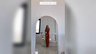 Classy sex appeal with Isabelle Mathers - Good Looking Women