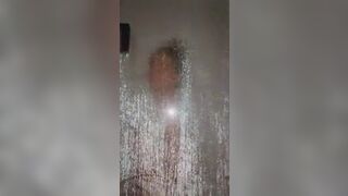 Indi Thew puts 'em on the glass