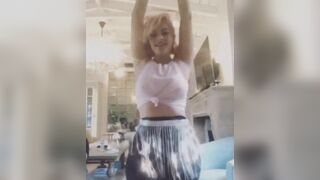 Bebe dancing - Bebe Rexha