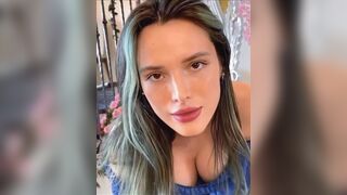 Great view(2) - Bella Thorne