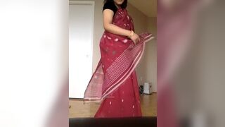 Deshi girl posting in bideshi subs - Bengalis