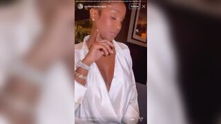 Ya She know what she doin - Bernice Burgos
