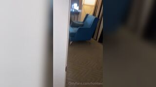 She did a split on the dick