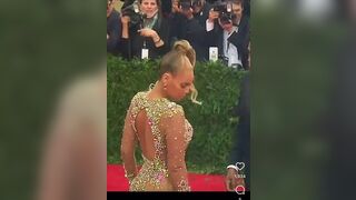 Beyonce Met Gala Throwback - Beyonce