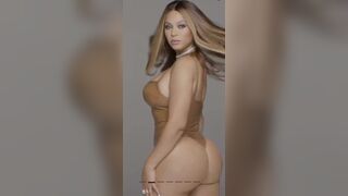 Beyoncé presents her booty (and her product of course ♥️) - Beyonce