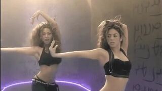 Shakira is a goddess, but something more elegant about beyonce.. - Beyonce