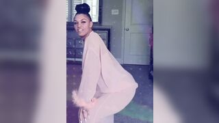 Twerkin ♥️ - Biannca Raines