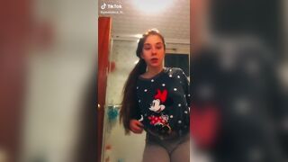 Dayum, love the way she makes it bounce