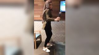 Hijabi: Dancing Gal