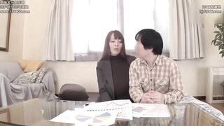 Discussing the TPS Reports - Hitomi Tanaka