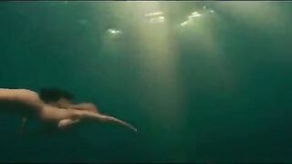 Kelly Brook and Riley Steele - Piranha 3D - Horror Movie Nudes