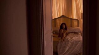 Horror Video Nudes: Loreece Harrison - Ebony Mirror