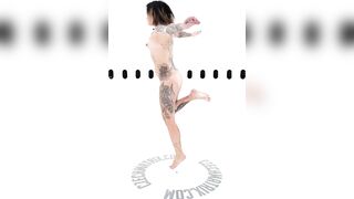 Sexy Babes with Tattoos: 360? Martina