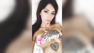 Sexy Babes with Tattoos: Sara Calixto