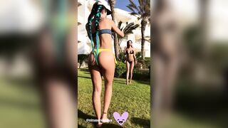 Taking the perfect picture - Helga Lovekaty