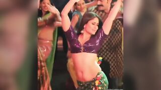 Indian Chicks: Kareena Kapoor - Milky Navel