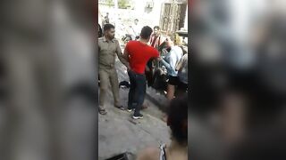 Indian Chicks: public fight