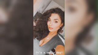 India Reynolds: Shaggy Day