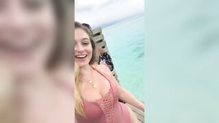 Iskra Lawrence: From insta live
