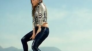 Jennifer Lopez: Dancing