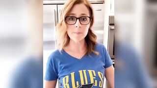 Celebrities: I at no time know what Jenna Fischer is talking about in her instagram posts