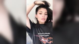 Celebrities: Kylie Jenner begging for our loads