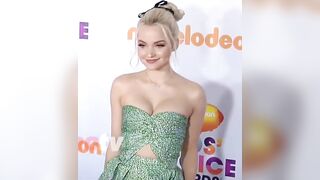 Celebrities: Dove Cameron's large breasts