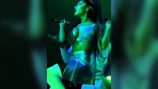 Celebrities: Ariana Grande has Underrated breasts