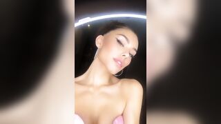 Madison Beer sexy tongue NSFW - Celebs