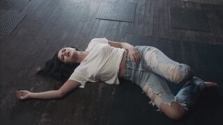 Celebrities: Selena Gomez begging to be fucked
