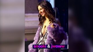 Victoria Justice smiles because she's happy to show us her perfect, firm, round boobs! - Celebs