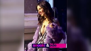 Celebrities: Victoria Justice smiles coz she's glad to show us her consummate, firm, round melons!