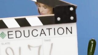 gilian Anderson - sex education