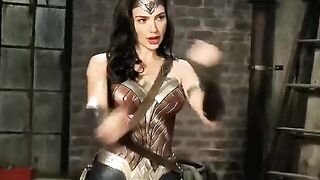 Wonder Woman ready for her rough gangfuck. - Celebs