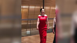 Celebrities: Hayley Atwell looking excellent in a red costume