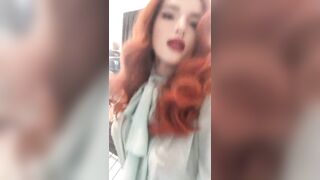 Celebrities: Bella Thorne, braless with jiggly puffy melons