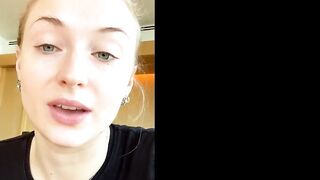 Celebrities: Sophie Turner's voice is so seductive and sexy