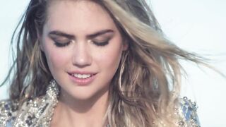 This gif of Kate Upton just made me lose my load - Celebs