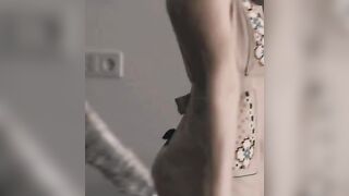 Celebrities: Carise Van Houten's good ass. What a consummate MILF!