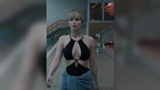 Celebrities: Jennifer Lawrence in a swimsuit as a Russian spy!!!